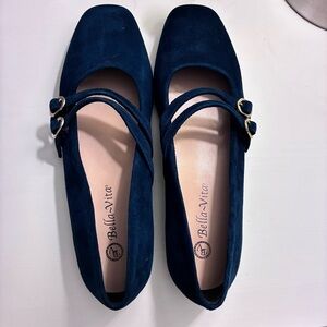 Bella Vita Davenport Mary Jane Flats Rich Navy Suede Double Strap NEW | Size 9 M